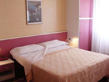 Victoria Palace Hotel Λατίνα Εξωτερικό φωτογραφία